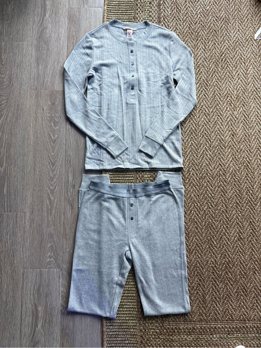 NWT Victoria’s Secret Cozy Pointelle Henley Long Panama Set Light Gray